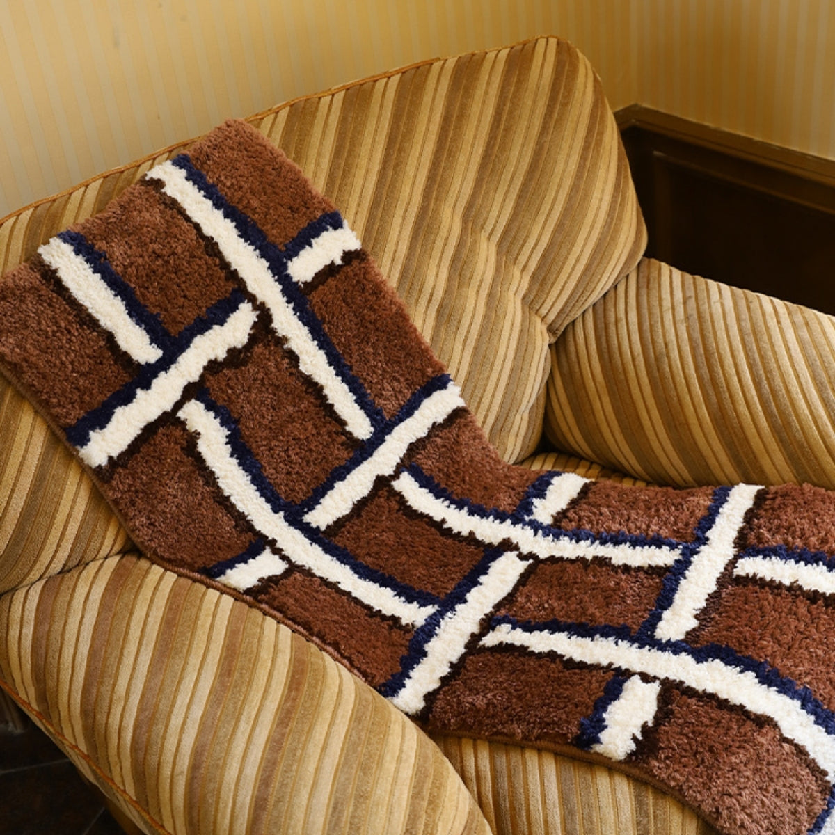 Contrast Checkered Bedside Rug - Bold Patterns - Cozy Accents