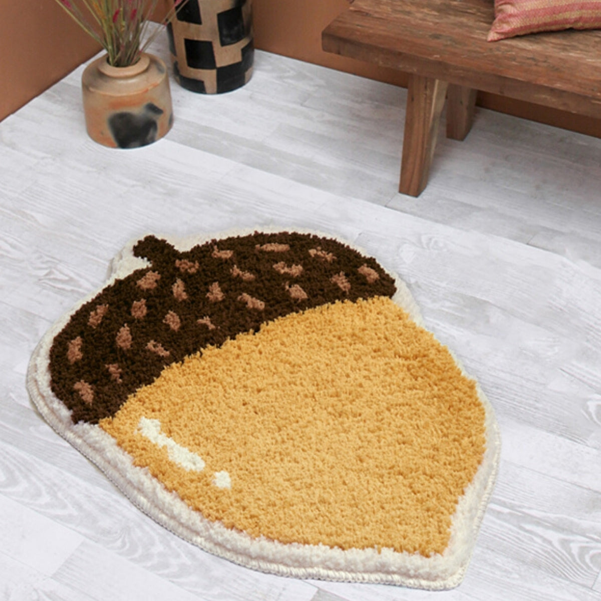 Cute Pinecone home bathroom absorbent rug to prevent slip